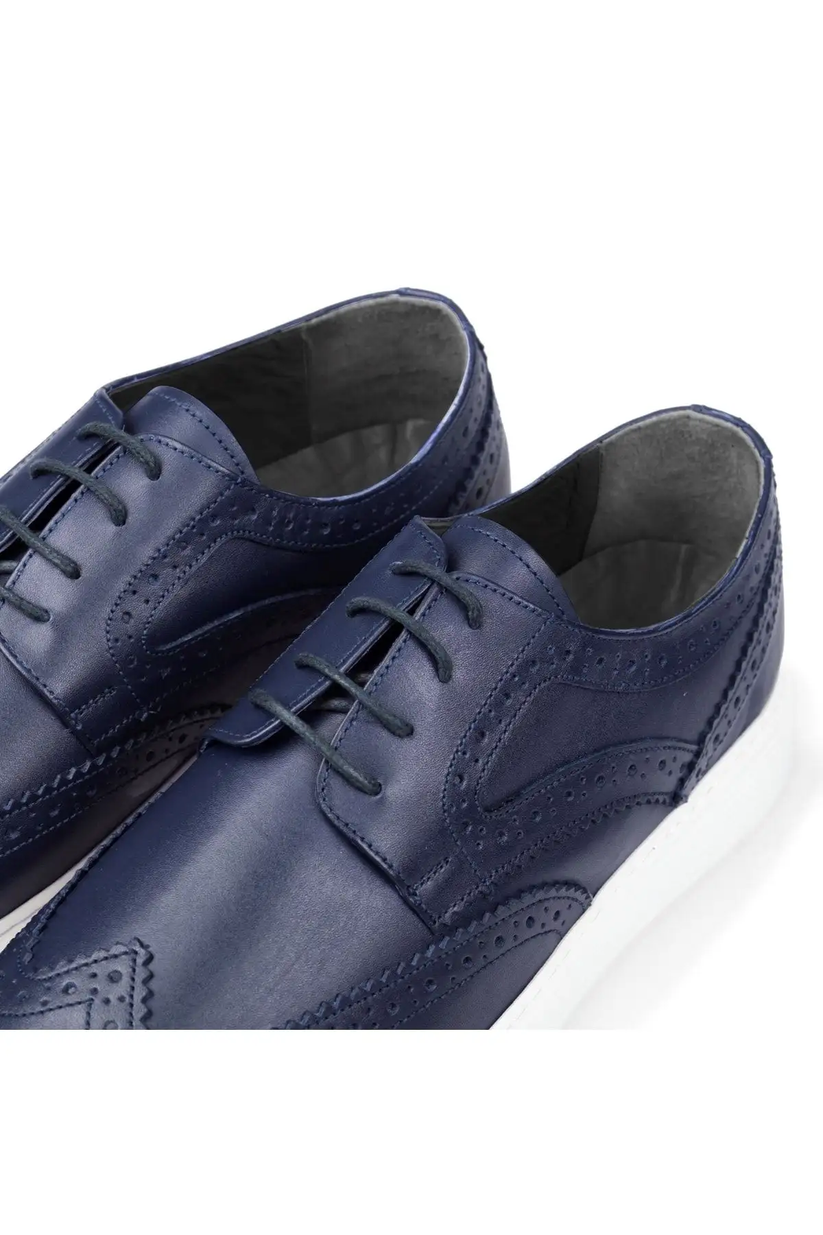 کفش سایز بزرگ مردانه  روزمره  از چرم طبیعی شب،  تابستانی،  سبک،  چرم بنددار - 5672 کفش سایز بزرگ مردانه روزمره از چرم طبیعی شب، تابستانی، سبک، چرم بنددار - 5672