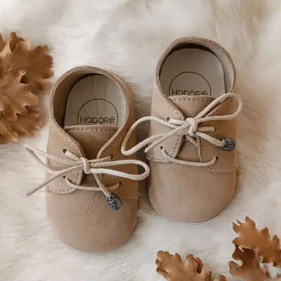 کفش نوزاد پسر مکوسن ی آلفا با چرم طبیعی و قهوه شیری - 5452