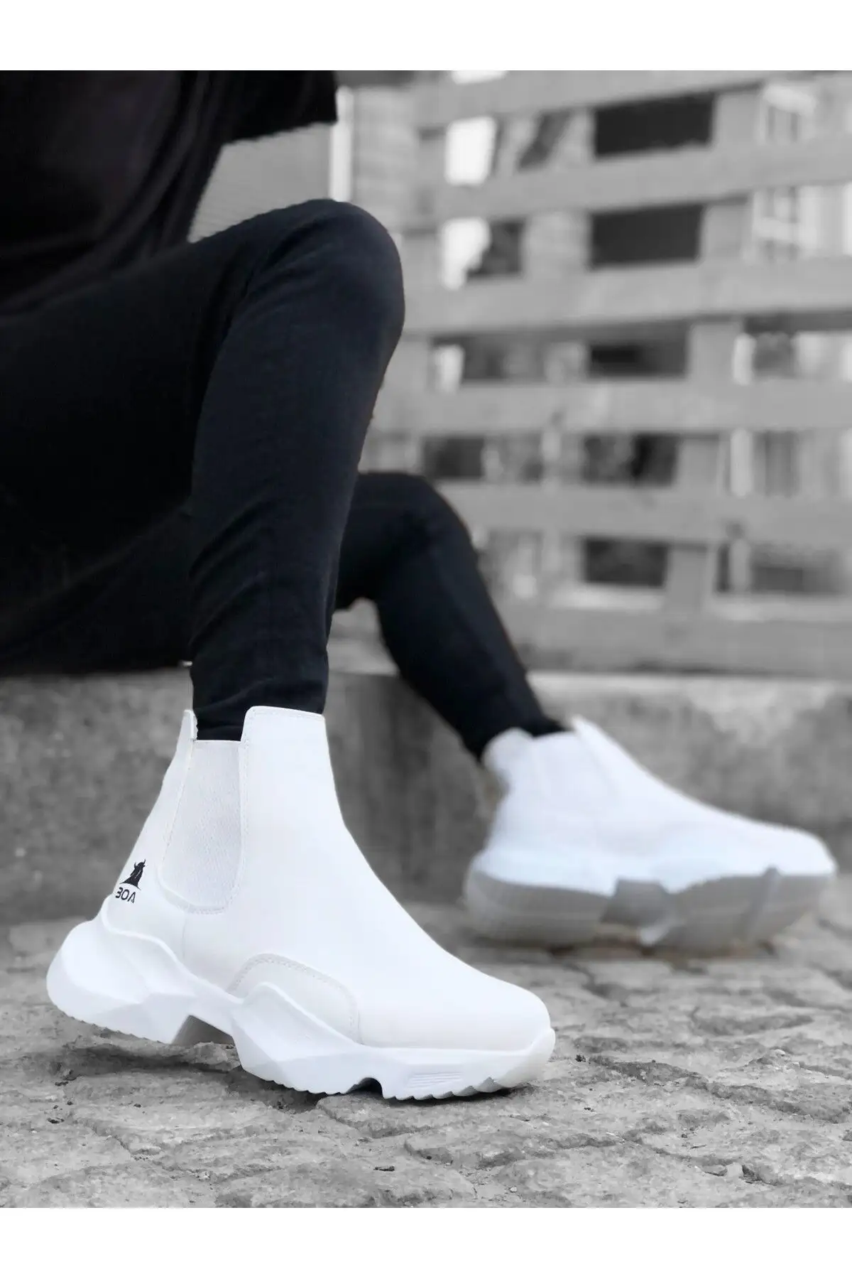 بوت مردانه Ba0444  نیمه ساق سفید  ورزشی راحت با زیره بلند بدون بند - 6157 بوت مردانه Ba0444 نیمه ساق سفید ورزشی راحت با زیره بلند بدون بند - 6157