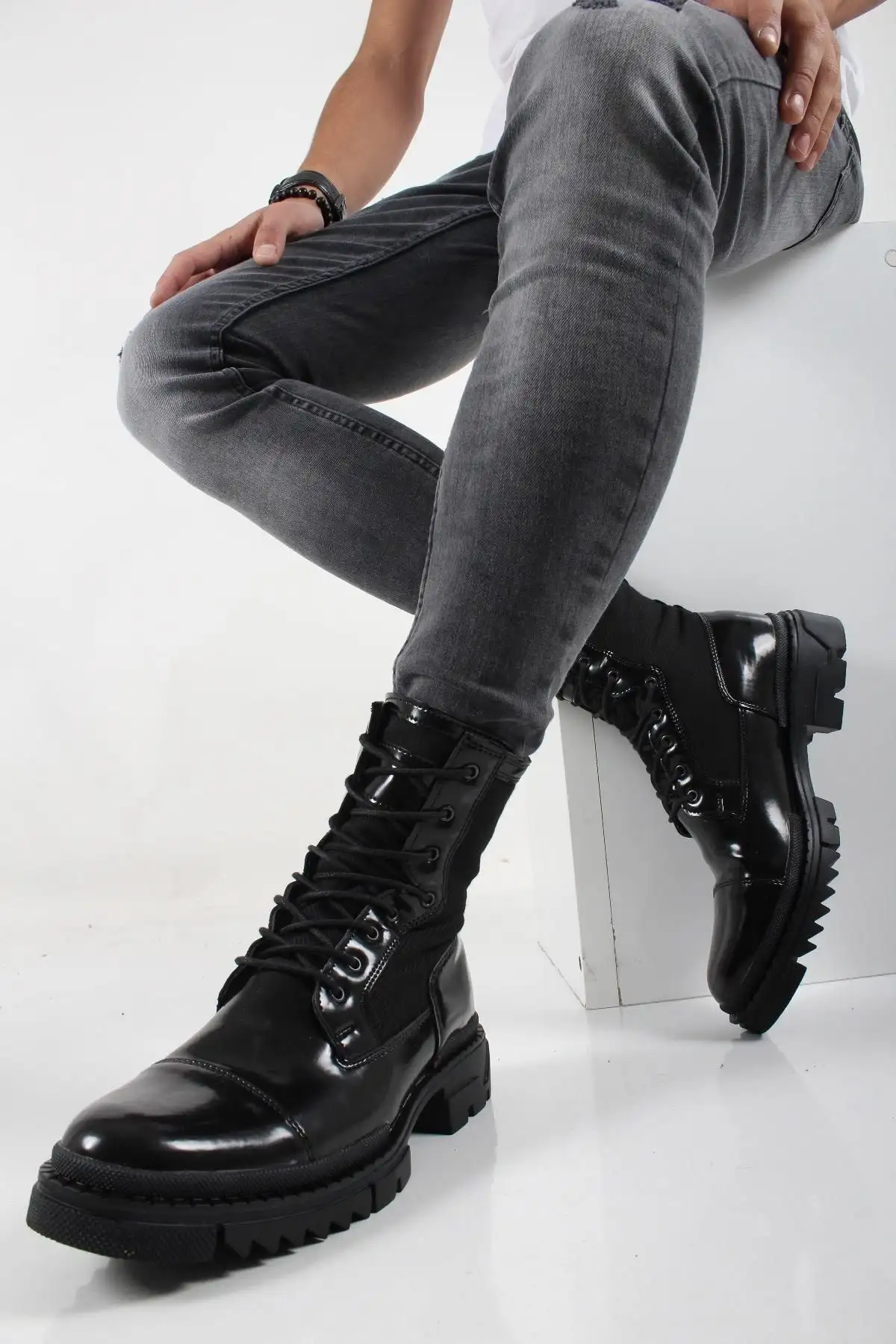 بوت مردانه کتانی پرفرم  نظامی مدل Cnt 746 - 6677 بوت مردانه کتانی پرفرم نظامی مدل Cnt 746 - 6677