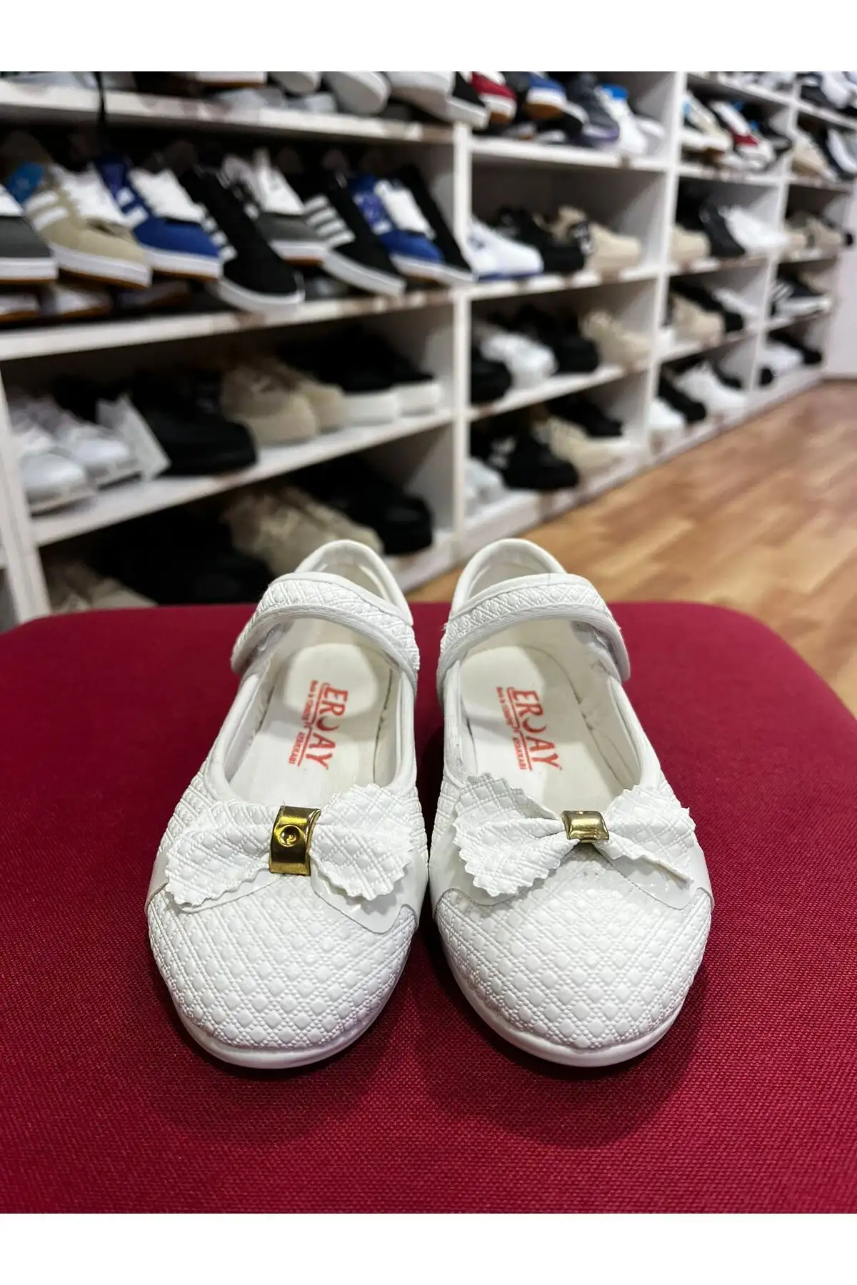 کفش دخترانه  روزمره  با جزئیات پاپیون، نرم و راحت با زیره orthopedic - 5846 کفش دخترانه روزمره با جزئیات پاپیون، نرم و راحت با زیره orthopedic - 5846