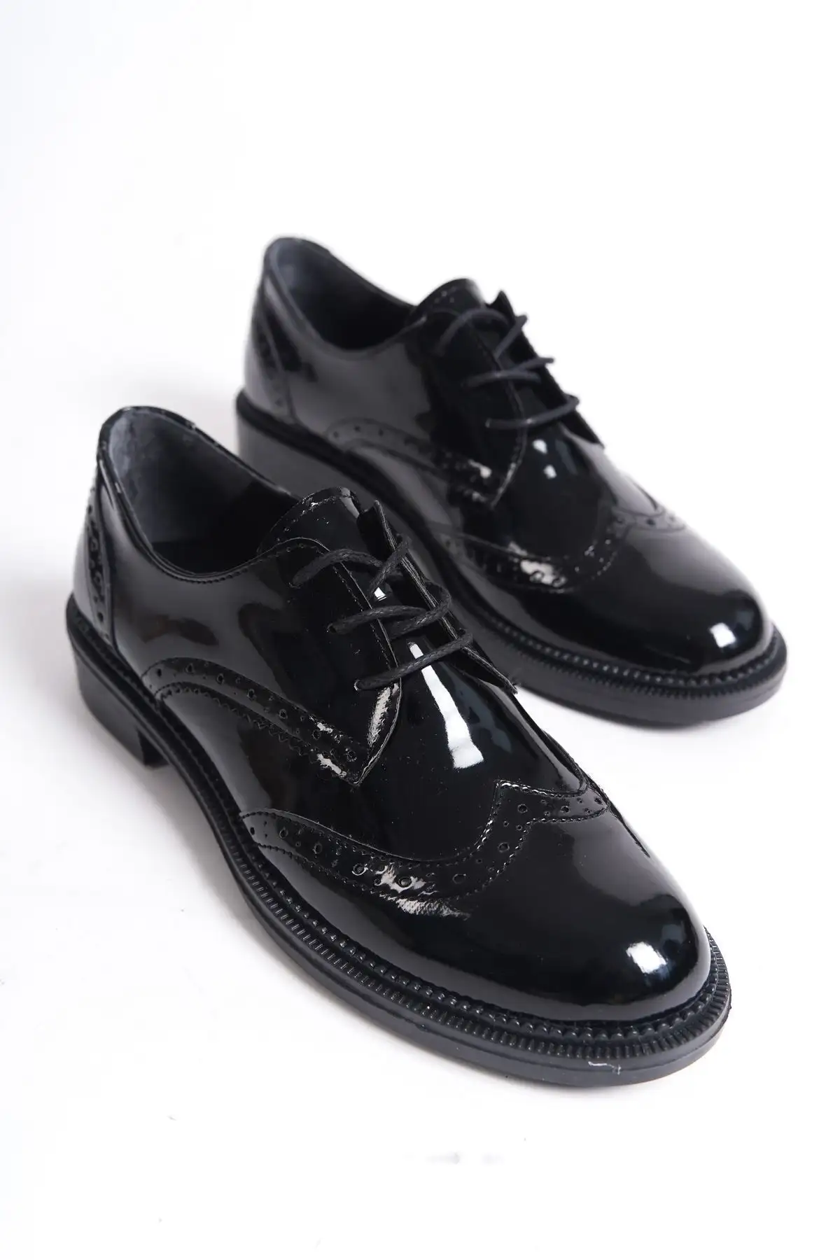 کفش مجلسی زنانه  روزمره  - آکسفورد مشکی براق - 6741 کفش مجلسی زنانه روزمره - آکسفورد مشکی براق - 6741