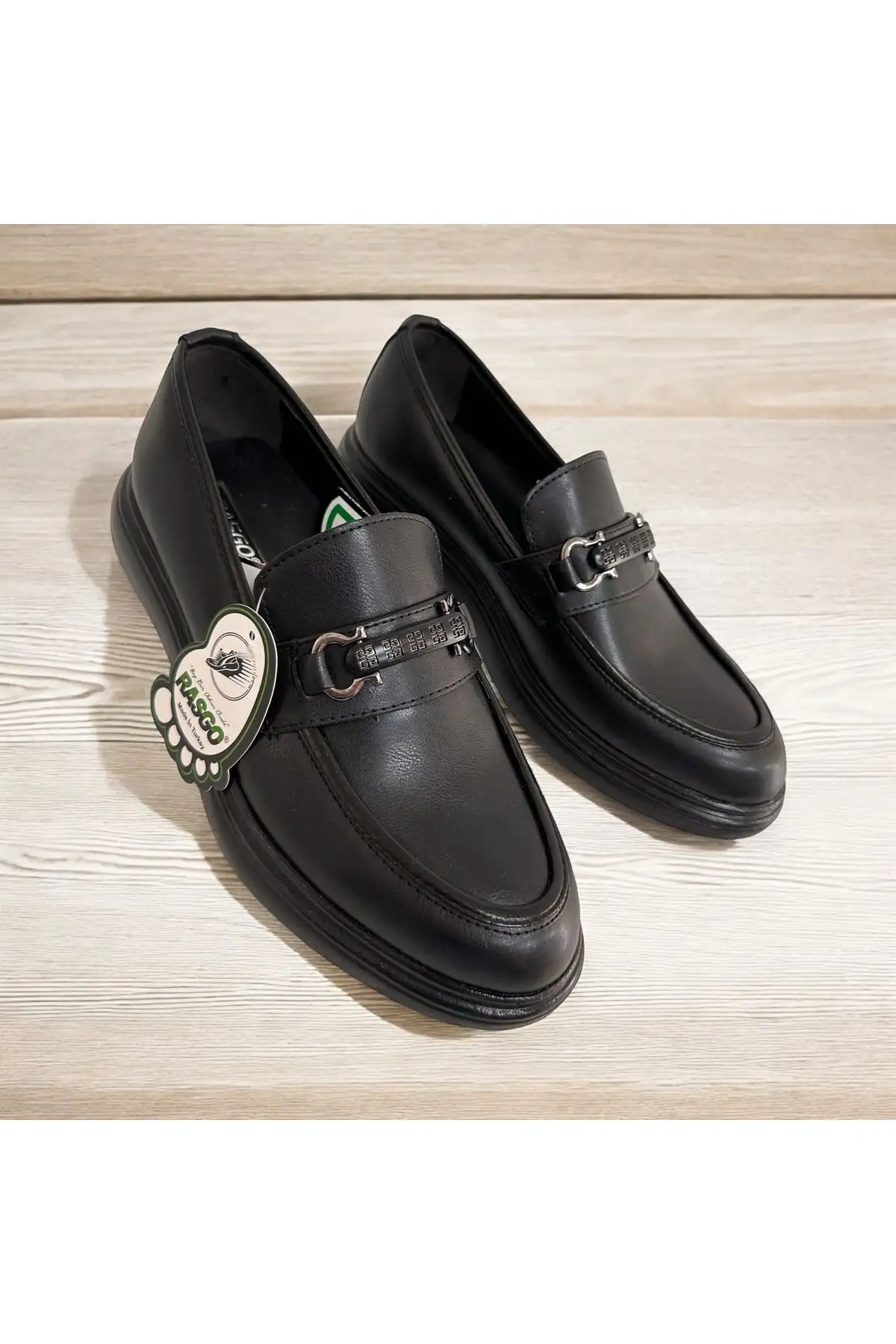 کفش روزمره مردانه لمه چرم سیاه - با قفل فلزی، راحت و شیک، طراحی کلاسیک - 5952