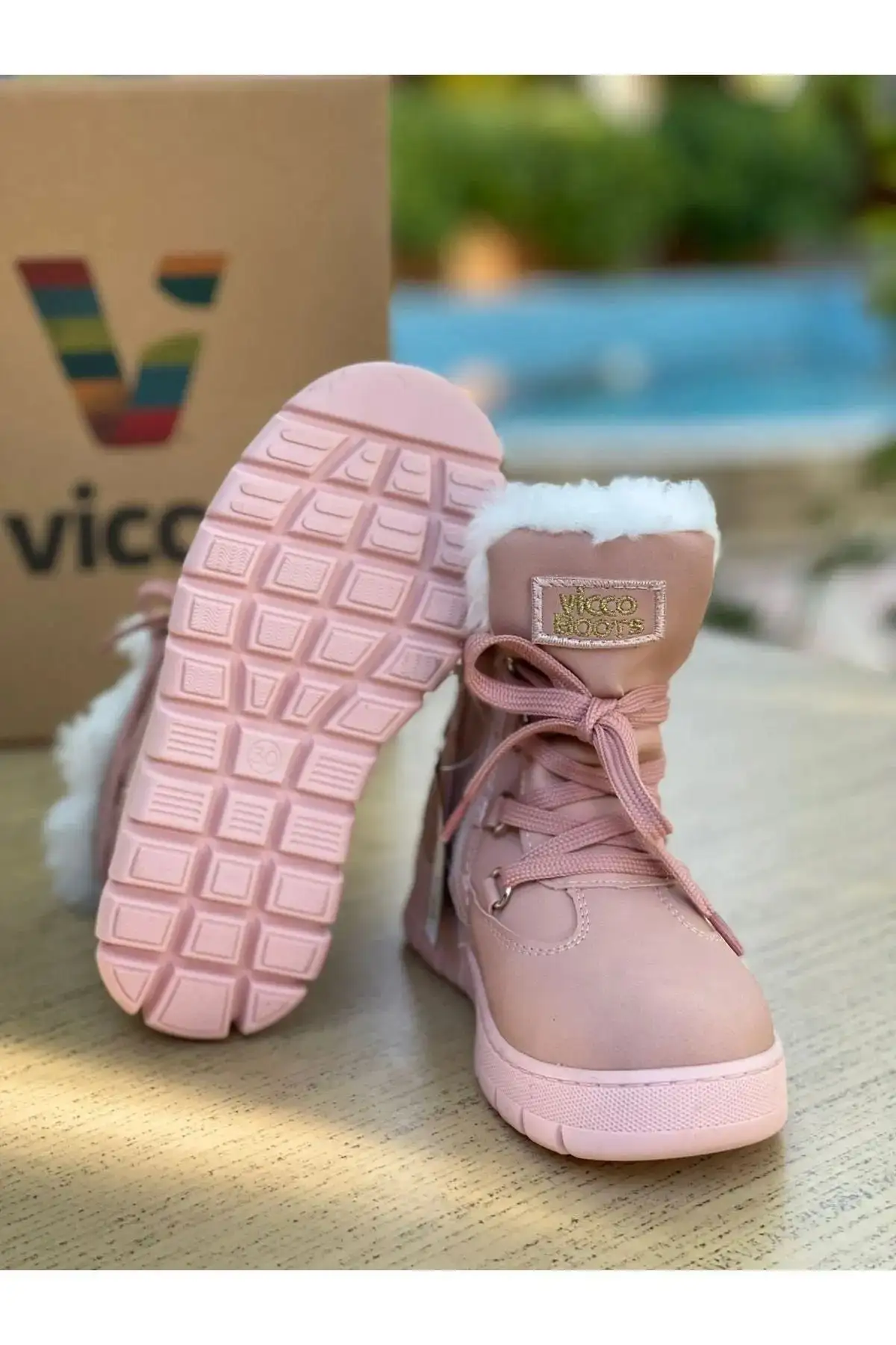 بوت بچگانه کفش  دخترانه گرم و راحت با زیره غیر لغزشی اورتوپدیک و داخل پشمی - 6134 بوت بچگانه کفش دخترانه گرم و راحت با زیره غیر لغزشی اورتوپدیک و داخل پشمی - 6134