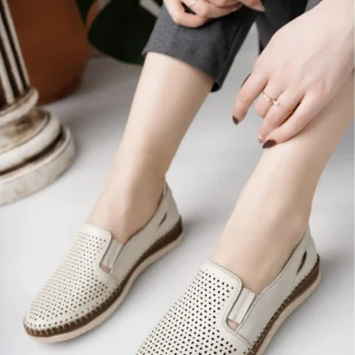 کفش ورزشی روزمره زنانه چرم طبیعی مدل Dd2305 - 5550