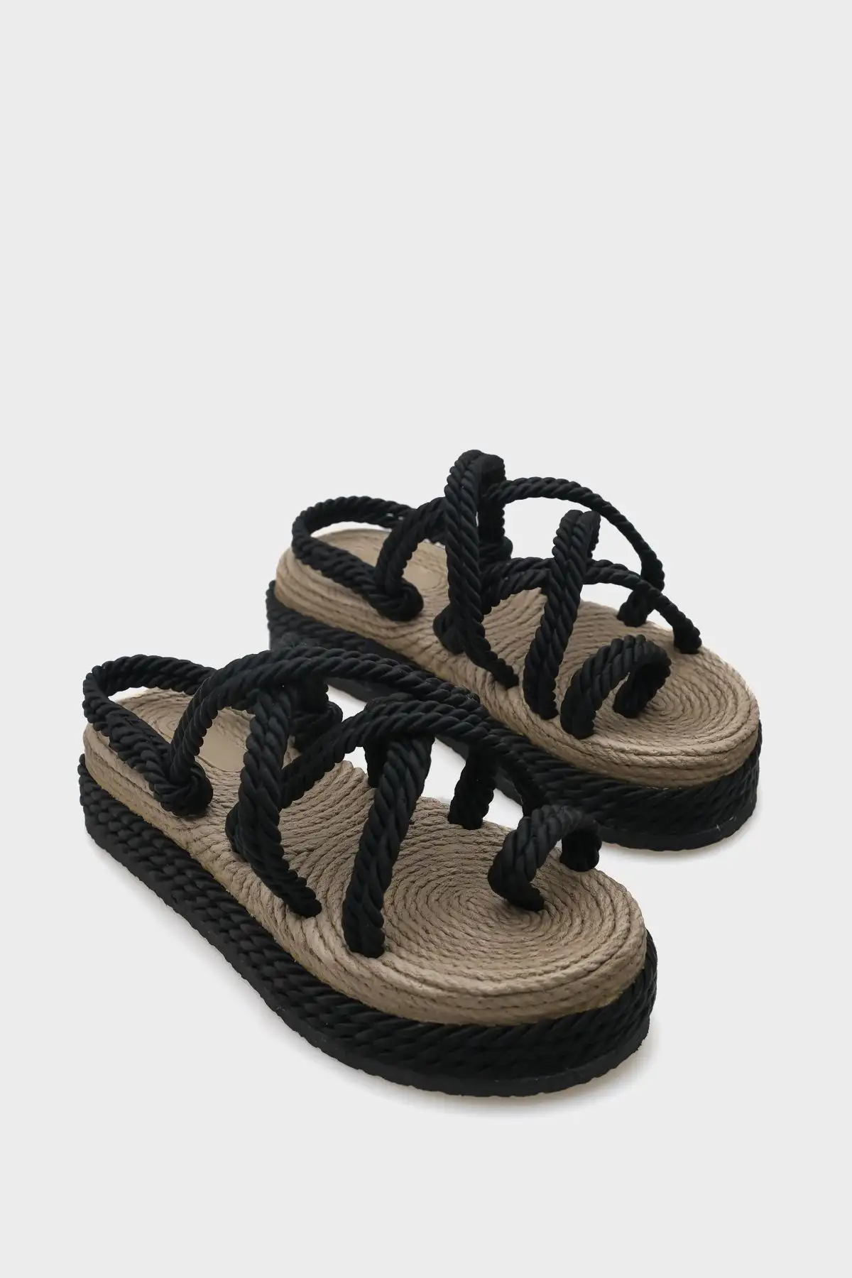 کفش صندل زنانه   پاشنه دار پرکن ایوندن - 7048 کفش صندل زنانه پاشنه دار پرکن ایوندن - 7048