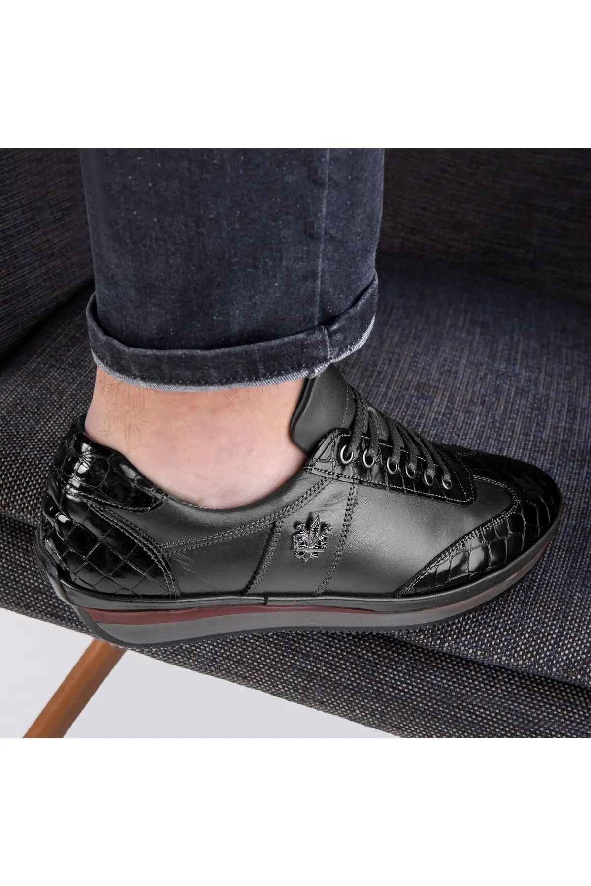 کفش سایز بزرگ مردانه - بلوک کیف چرم اصل  روزمره
-  با داخل پشمی
-  زمستانی با داخل پشمی - 6721 کفش سایز بزرگ مردانه - بلوک کیف چرم اصل روزمره - با داخل پشمی - زمستانی با داخل پشمی - 6721