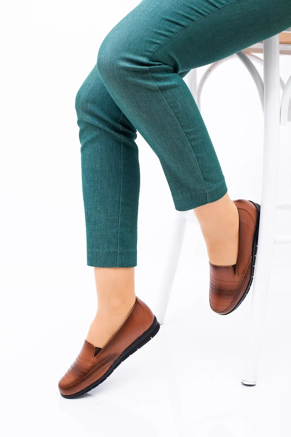 کفش مجلسی زنانه سرمه‌ای ساده با کفی ارتوپدی از چرم، مخصوص مادران - 6236