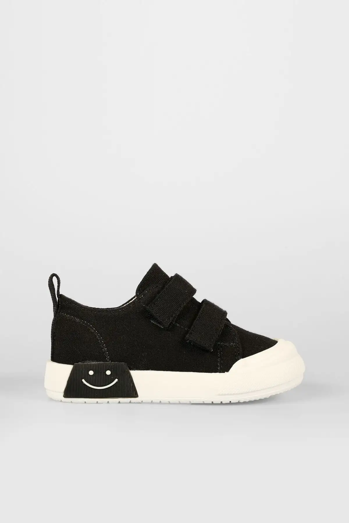 کفش دخترانه ورزشی مشکی و پسرانه با نور لوفی برای سنین پیشدبستانی - 6890 کفش دخترانه ورزشی مشکی و پسرانه با نور لوفی برای سنین پیشدبستانی - 6890