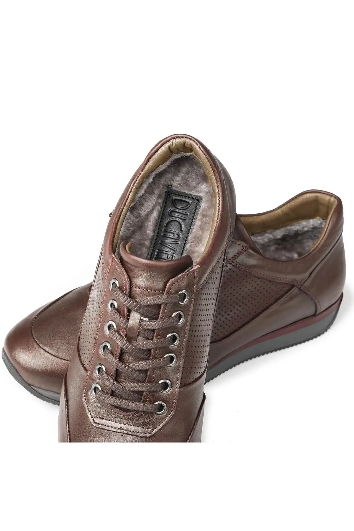 کفش سایز بزرگ مردانه  روزمره  نقطه شیر از چرم طبیعی با پشم خزدار رنگ قهوهای - 6716 کفش سایز بزرگ مردانه روزمره نقطه شیر از چرم طبیعی با پشم خزدار رنگ قهوهای - 6716