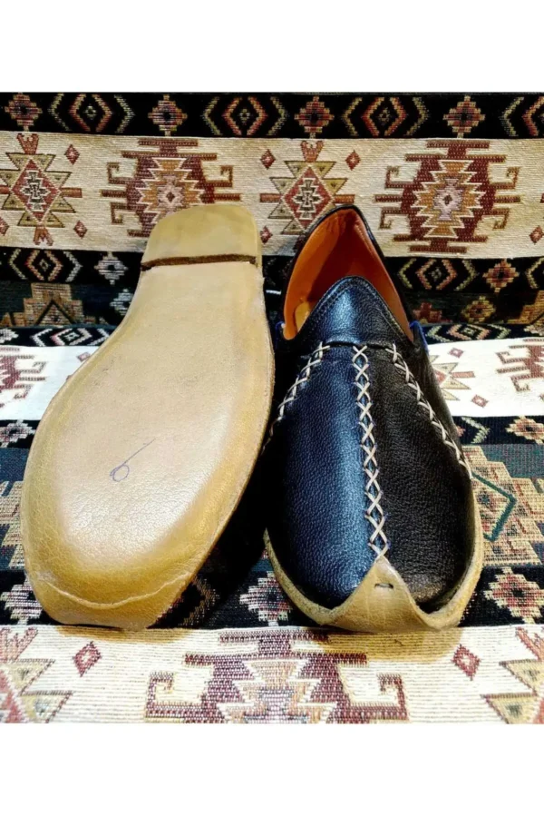 کفش مجلسی زنانه یمنی (چاریق)، یمنی دنیای عثمانی، یمنی چرمی، رنگ سیاه. - 5706