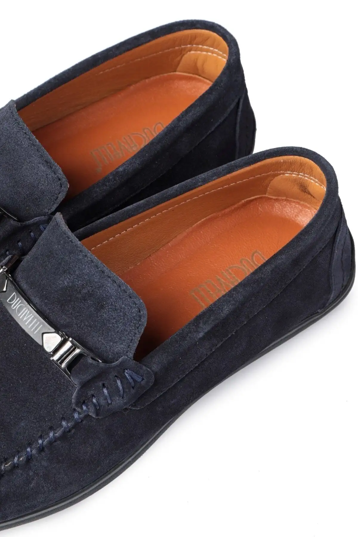 کفش سایز بزرگ مردانه 1.  روزمره  از چرم طبیعی
2.  لوفر
3.  سبک
4. لوفر با بند
5. لوفر جیر - 5657 کفش سایز بزرگ مردانه 1. روزمره از چرم طبیعی 2. لوفر 3. سبک 4. لوفر با بند 5. لوفر جیر - 5657