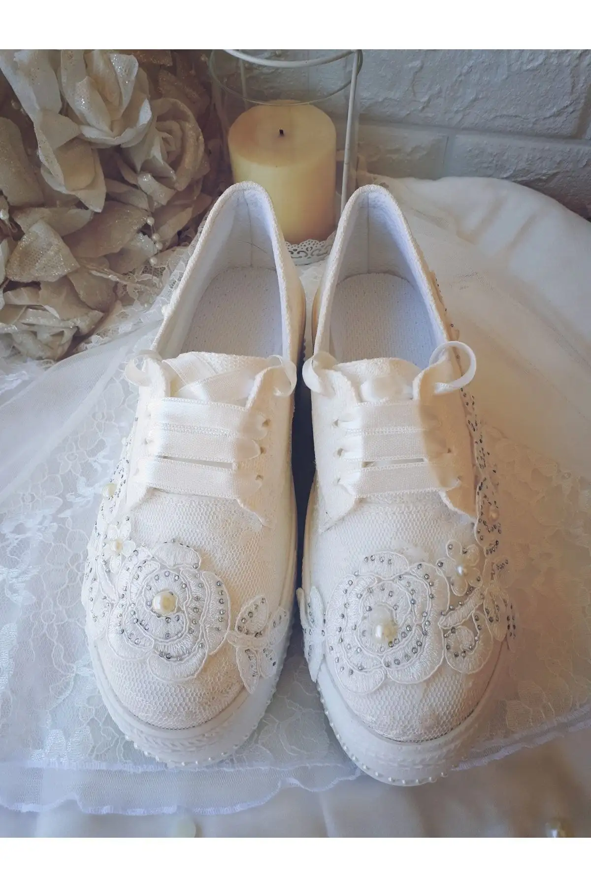 کفش تخت زنانه  عروس با پاشنه بلند و تزئینات 41207 - 7183 کفش تخت زنانه عروس با پاشنه بلند و تزئینات 41207 - 7183