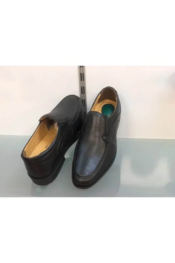 کفش رسمی مردانه کلاسیک و سبک با کفی نرم و ارتوپدیک از چرم طبیعی برند KAFKASLAR AYAKKABI - 7402