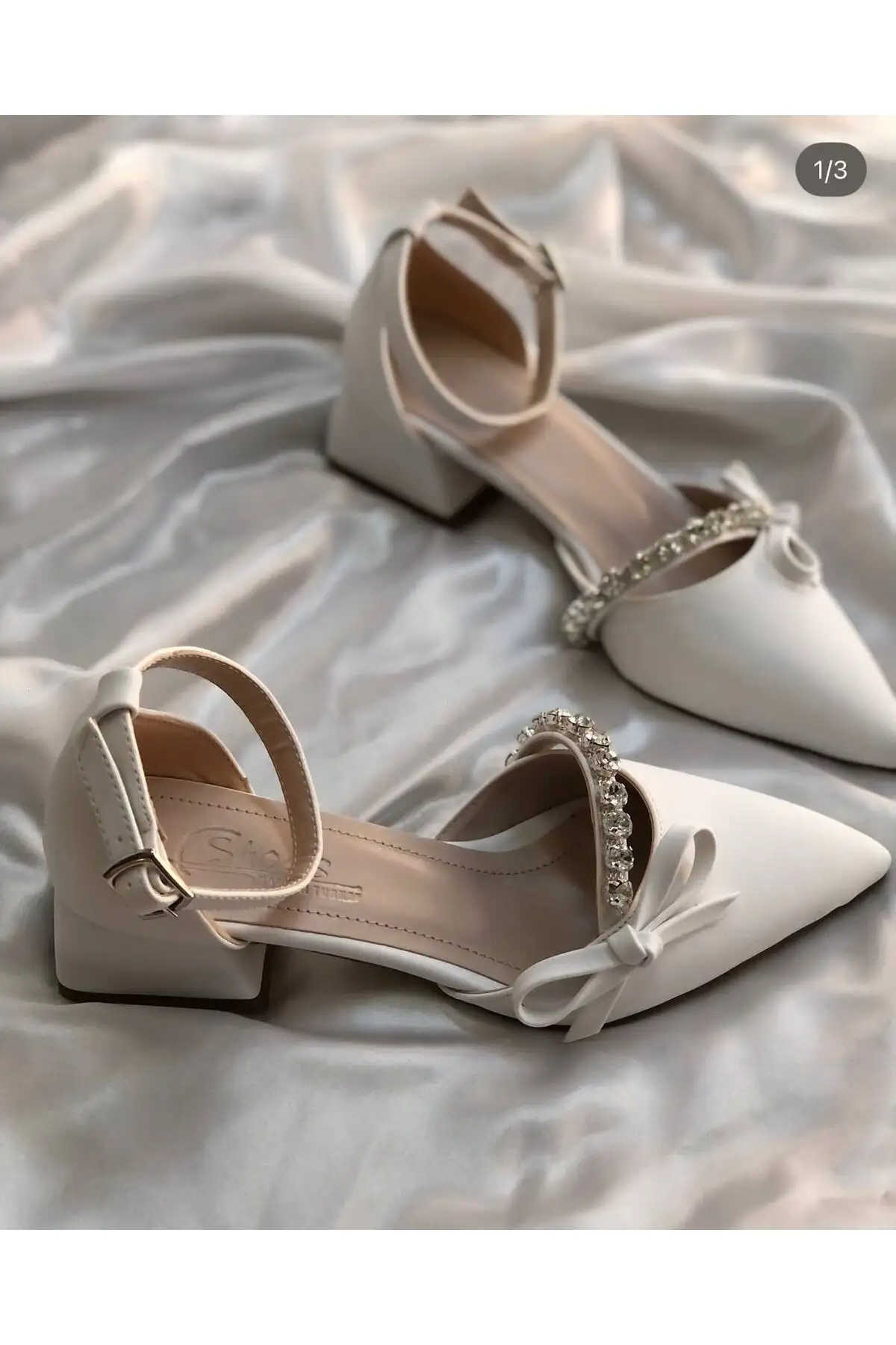 کفش پاشنه بلند زنانه  ساتن  با پاپیون و سنگدوزی - 7223 کفش پاشنه بلند زنانه ساتن با پاپیون و سنگدوزی - 7223