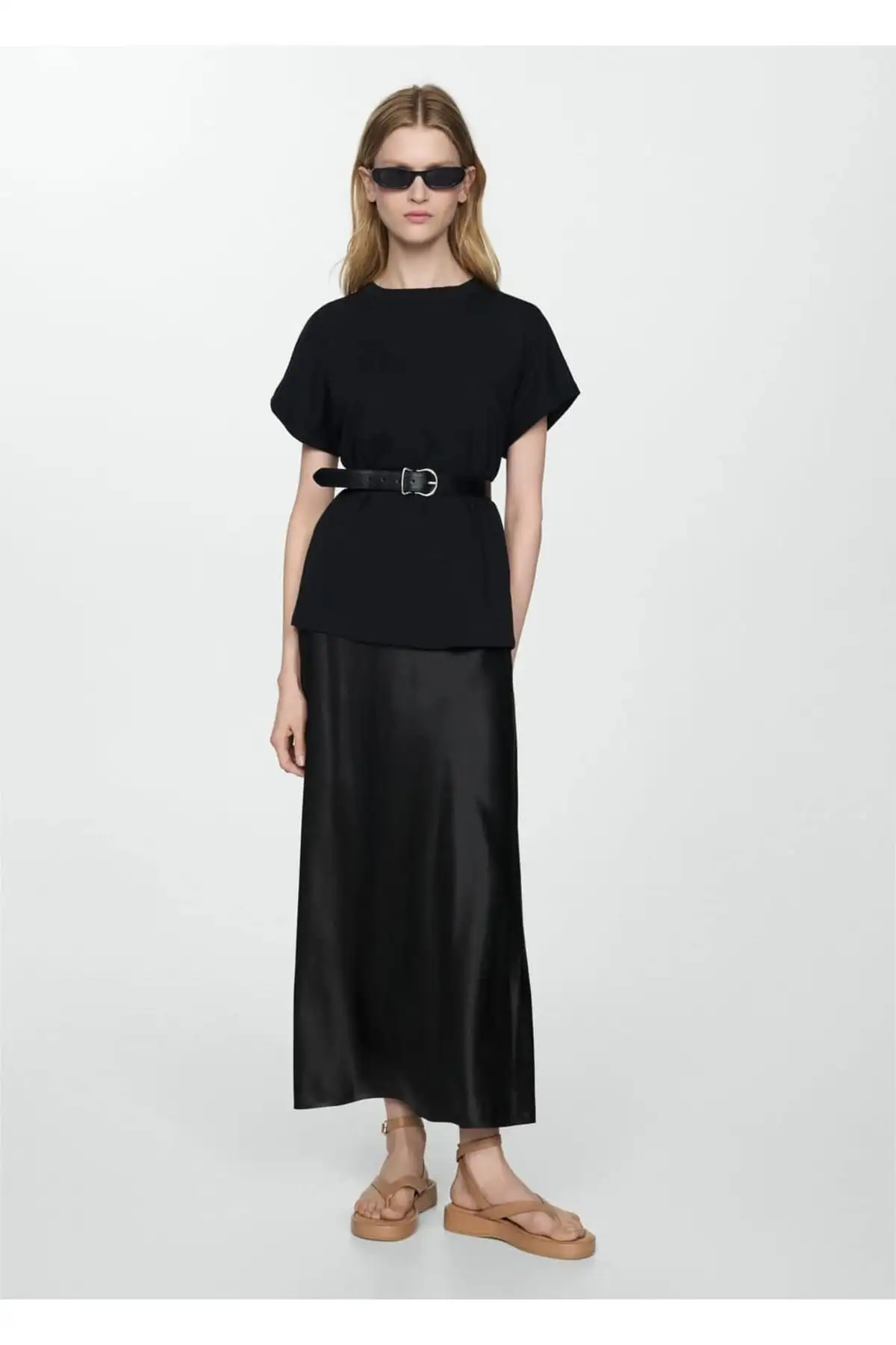 کفش صندل زنانه  با پلتفرم و بند دار برند MANGO - 7441 کفش صندل زنانه با پلتفرم و بند دار برند MANGO - 7441