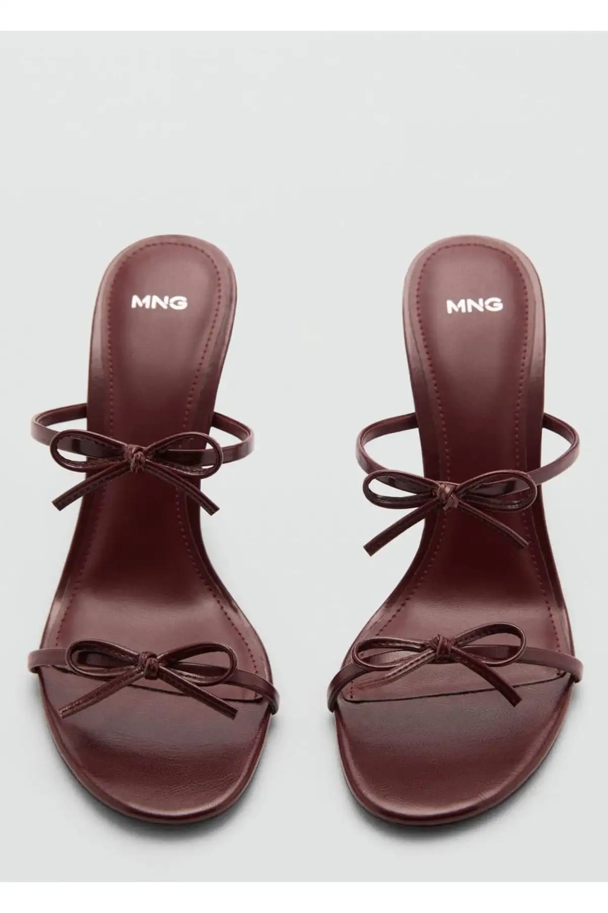 کفش صندل زنانه با جزئیات بنددار برند MANGO - 7435