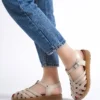 کفش صندل زنانه چرم طبیعی رنگ بژ - 7377