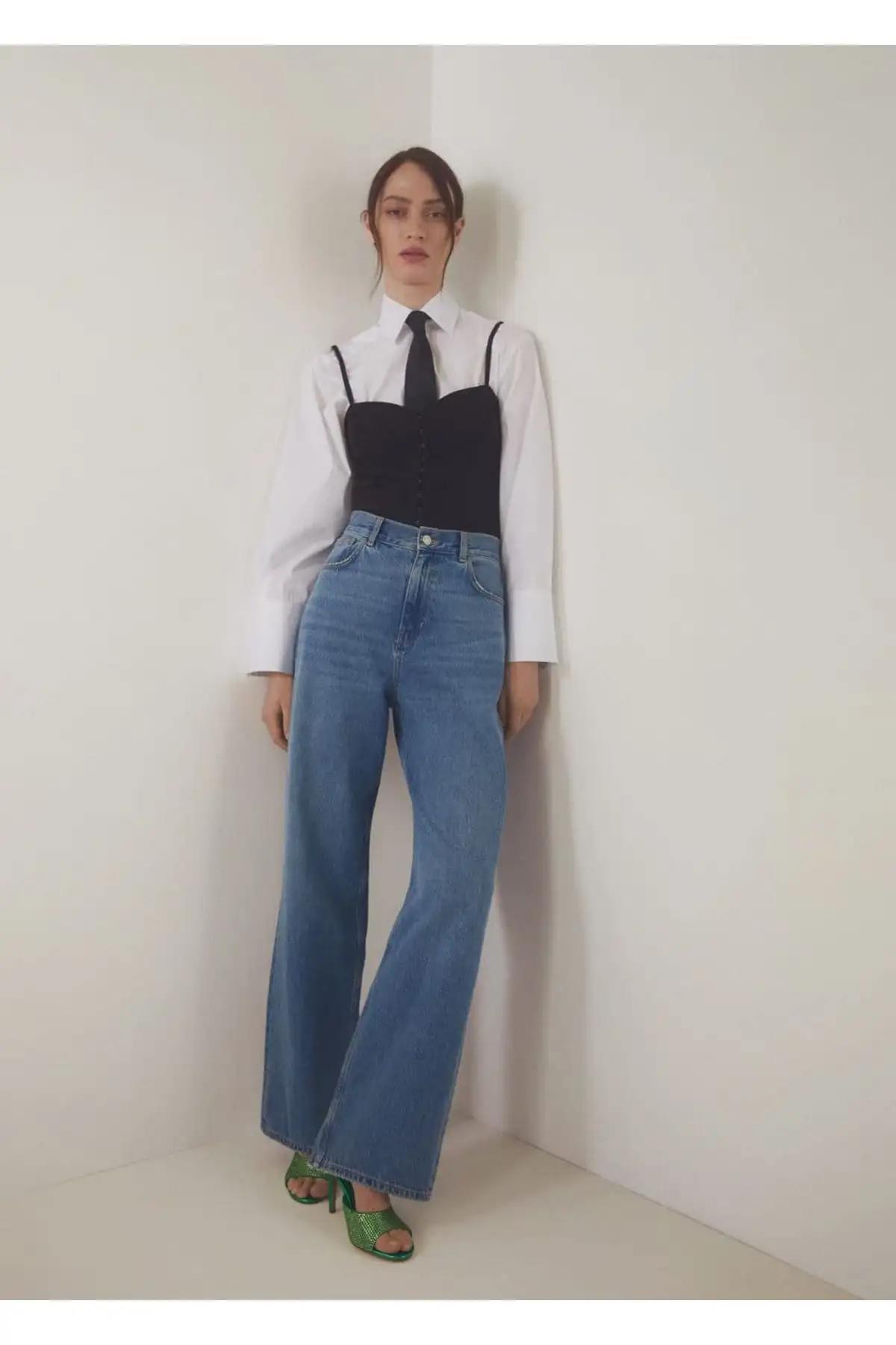 کفش صندل زنانه سندل پاشنه بلند درخشان برند MANGO - 7444