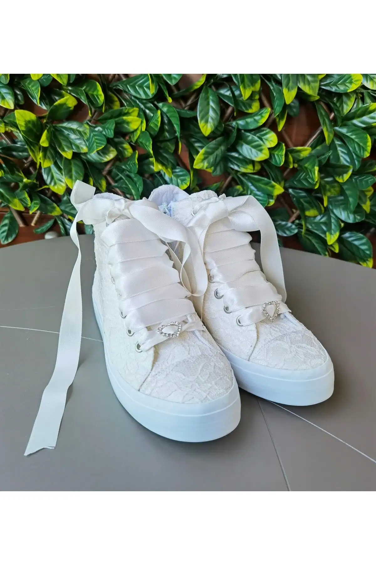 کفش تخت زنانه -  عروس عاجی
-  عروس اسپرت
-  عروس راحت
-  مجلسی - 7186 کفش تخت زنانه - عروس عاجی - عروس اسپرت - عروس راحت - مجلسی - 7186