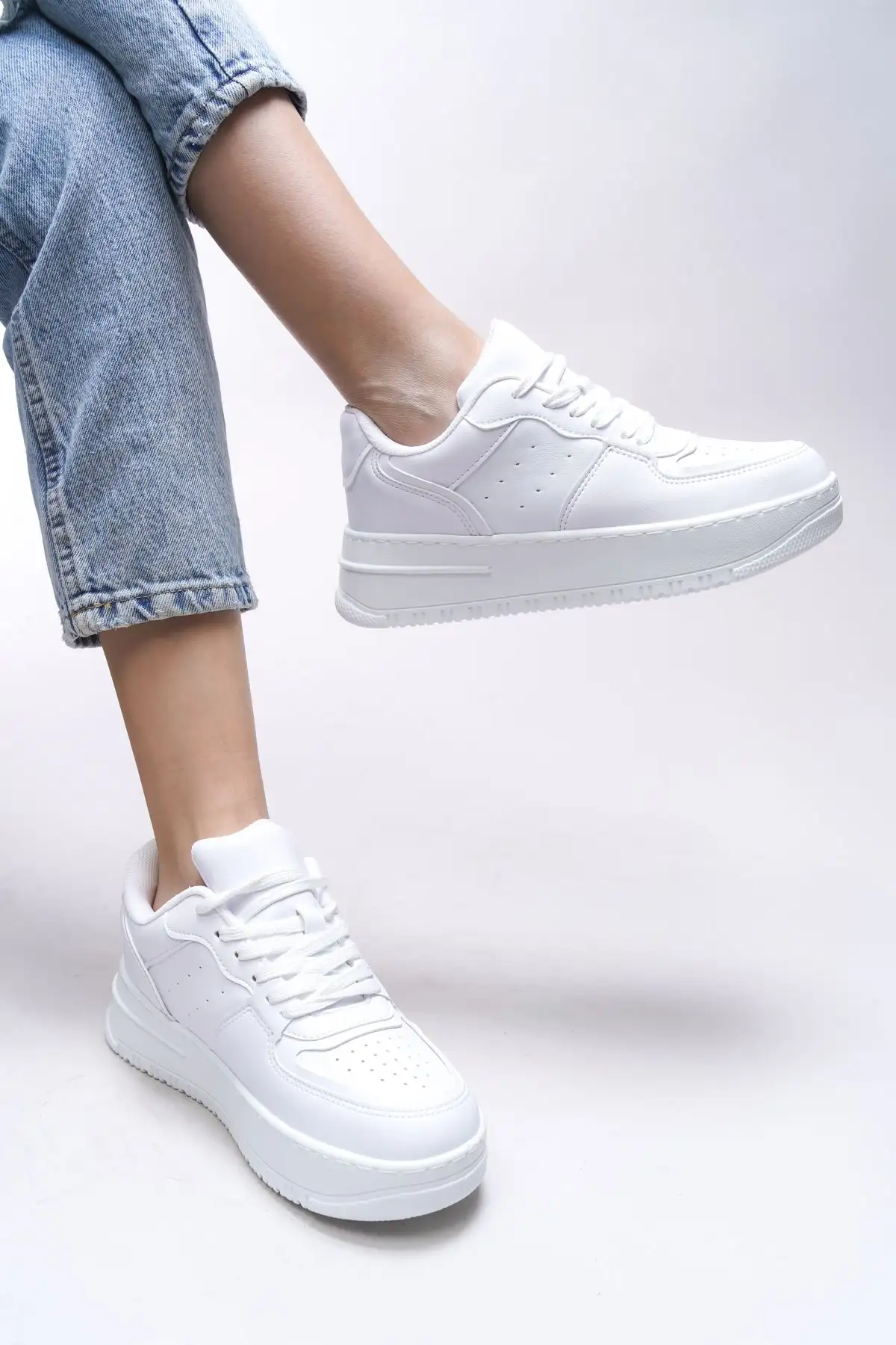 کفش ورزشی روزمره کتانی زنانه سفید 0012255 برند Riccon - 7485