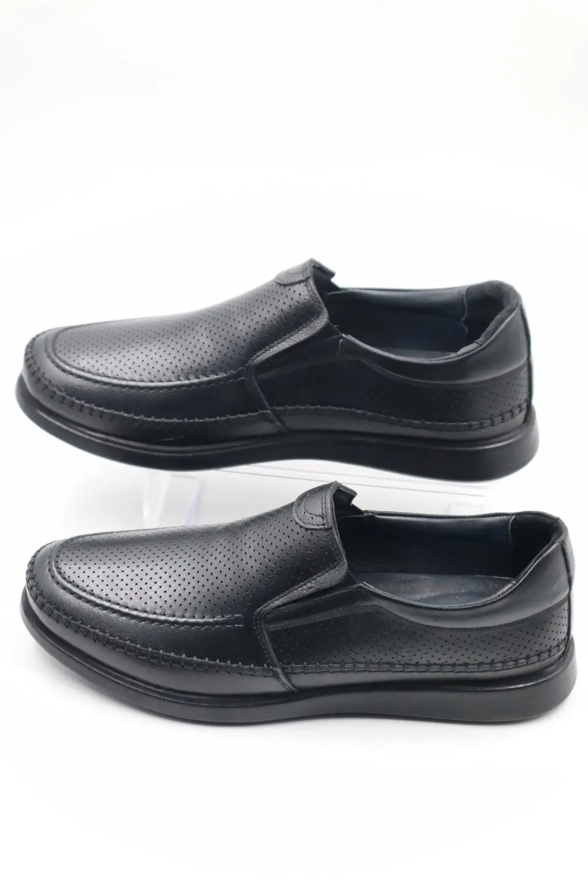 کفش روزمره مردانه   مشکی ژل دار سبک و فوق العاده راحت از چرم طبیعی  مناسب فصول مختلف برند nazenintasarımlar - 7405 کفش روزمره مردانه مشکی ژل دار سبک و فوق العاده راحت از چرم طبیعی مناسب فصول مختلف برند nazenintasarımlar - 7405