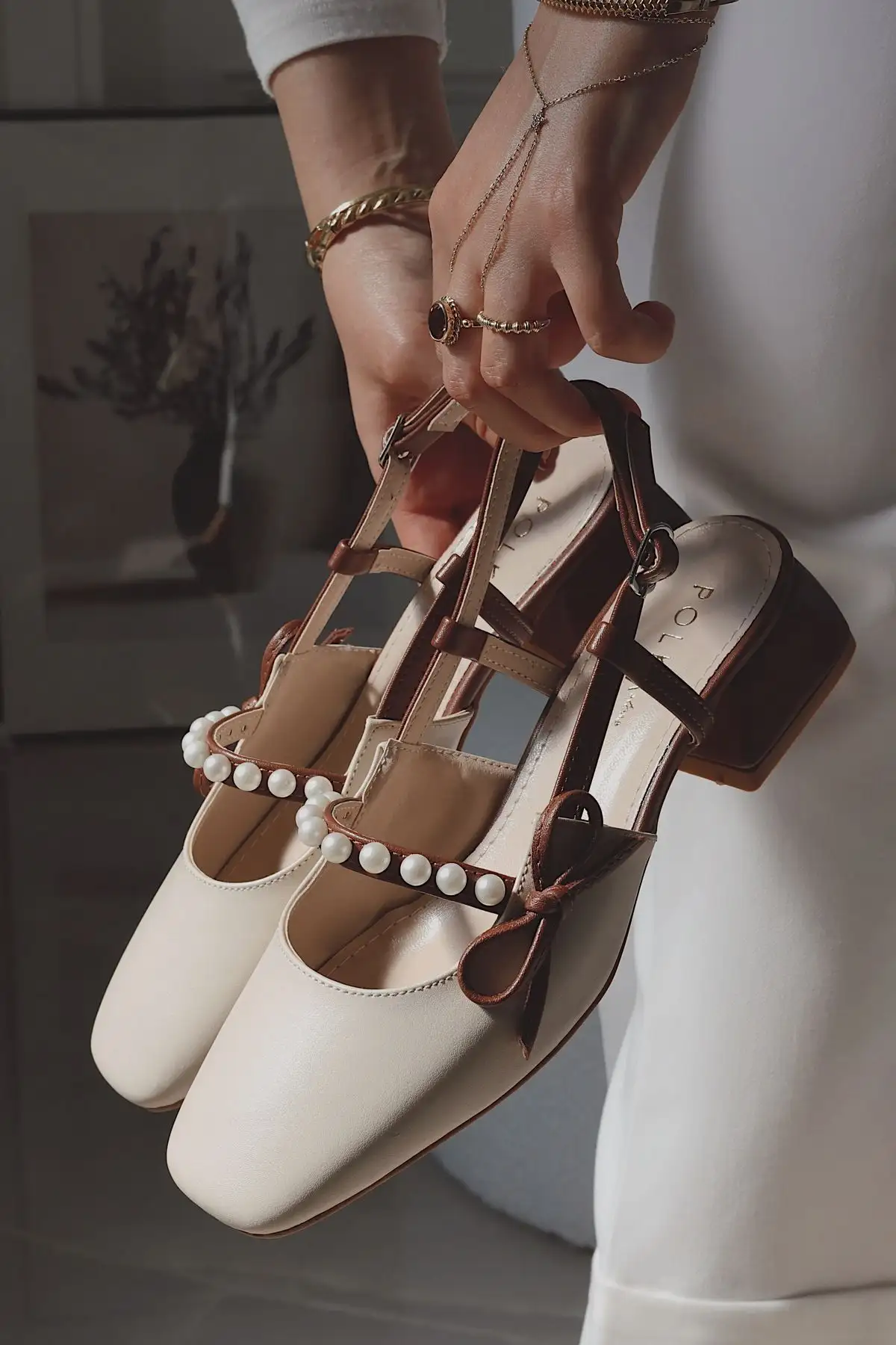 کفش پاشنه بلند زنانه   با پاشنه کوتاه و بلوک ملایم - 7251 کفش پاشنه بلند زنانه با پاشنه کوتاه و بلوک ملایم - 7251