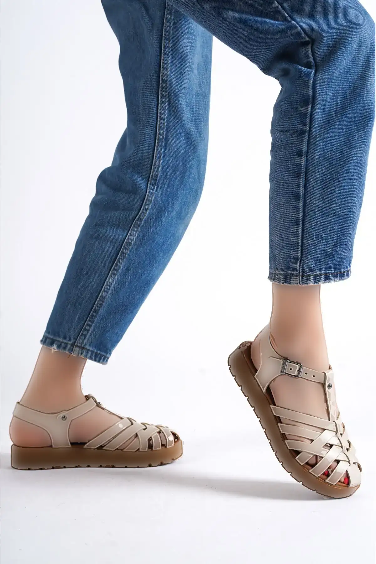 کفش صندل زنانه   چرم طبیعی رنگ بژ - 7377 کفش صندل زنانه چرم طبیعی رنگ بژ - 7377