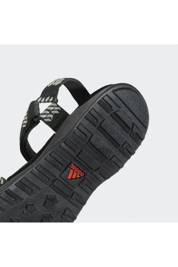 کفش صندل زنانه محصول "MOARY" به رنگ‌های مشکی، نقره‌ای سبز و طلایی فعال است. برند adidas - 7418