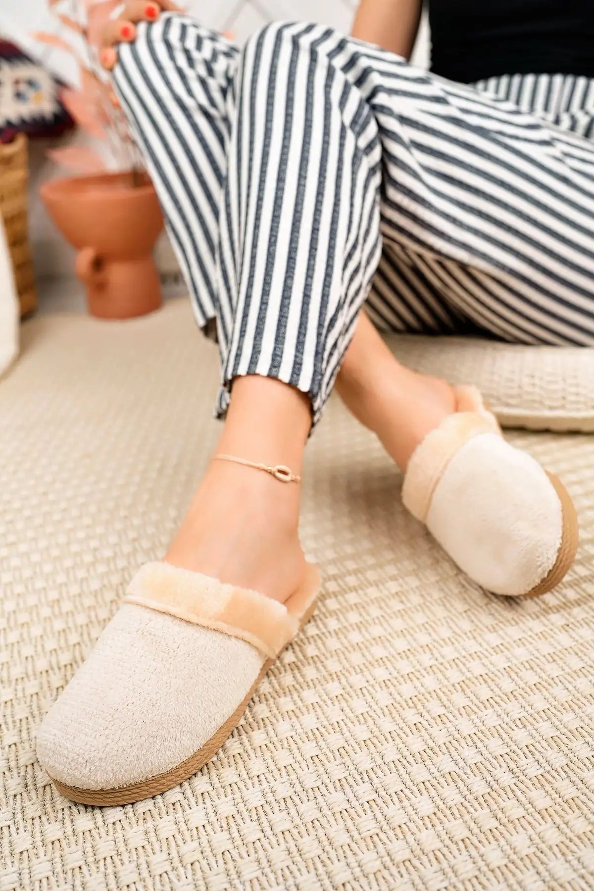 کفش راحتی خانه پک سهتایی دمپایی زنانه زمستانی، دمپایی روزمره خانگی، دمپایی مهمان، چمدان عروسی، ست سهتایی دمپایی - 7315 کفش راحتی خانه پک سهتایی دمپایی زنانه زمستانی، دمپایی روزمره خانگی، دمپایی مهمان، چمدان عروسی، ست سهتایی دمپایی - 7315