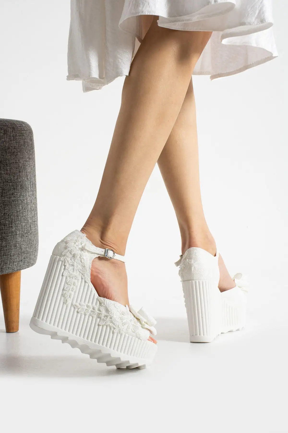 کفش پاشنه بلند زنانه 1-94362  عروس با پاشنه تودرتو اسپرت - 7195 کفش پاشنه بلند زنانه 1-94362 عروس با پاشنه تودرتو اسپرت - 7195