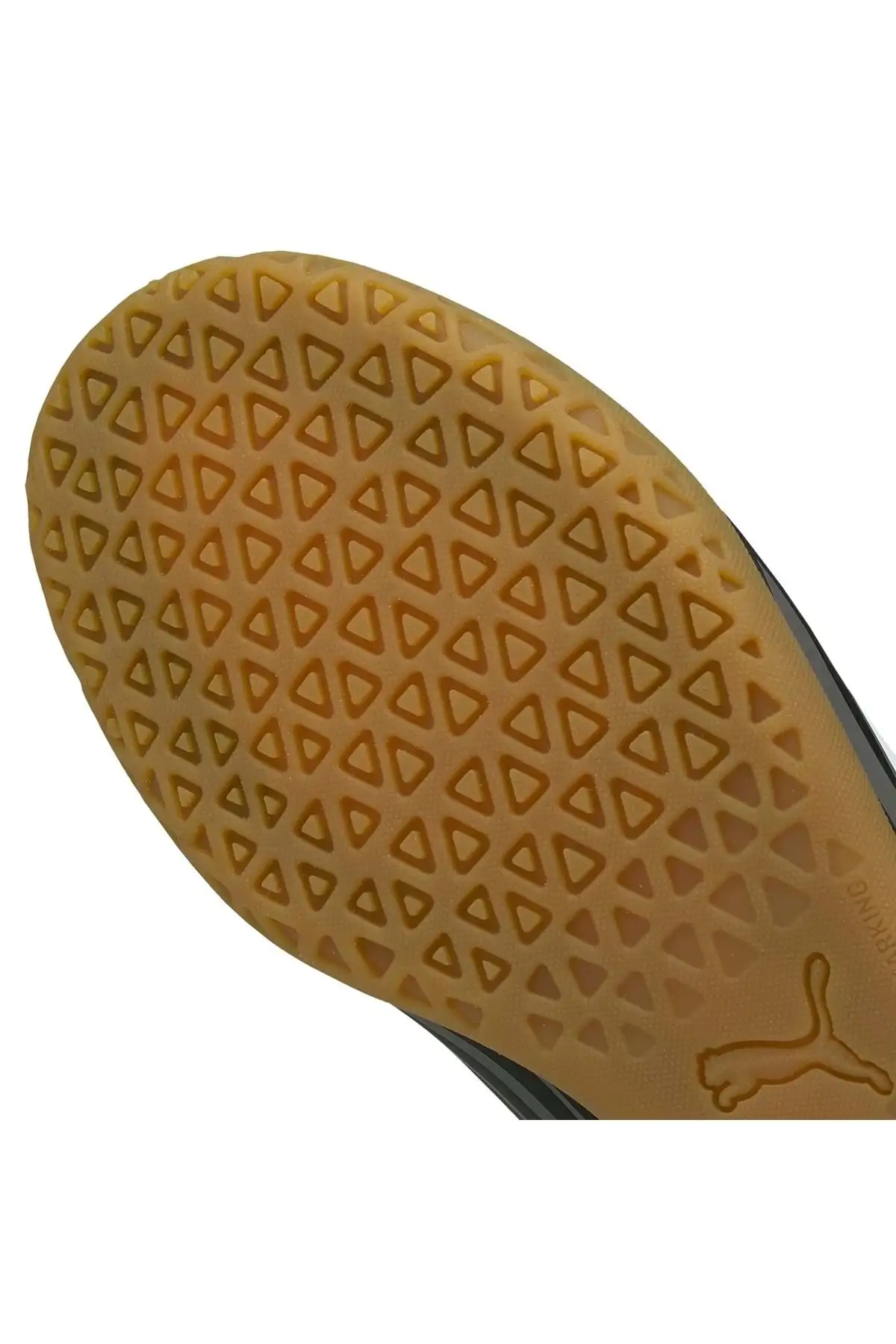 کفش فوتبال  فوتسال مردانه و زنانه Rapido Iıı It 106575-02 مشکی برند Puma - 7495 کفش فوتبال فوتسال مردانه و زنانه Rapido Iıı It 106575-02 مشکی برند Puma - 7495