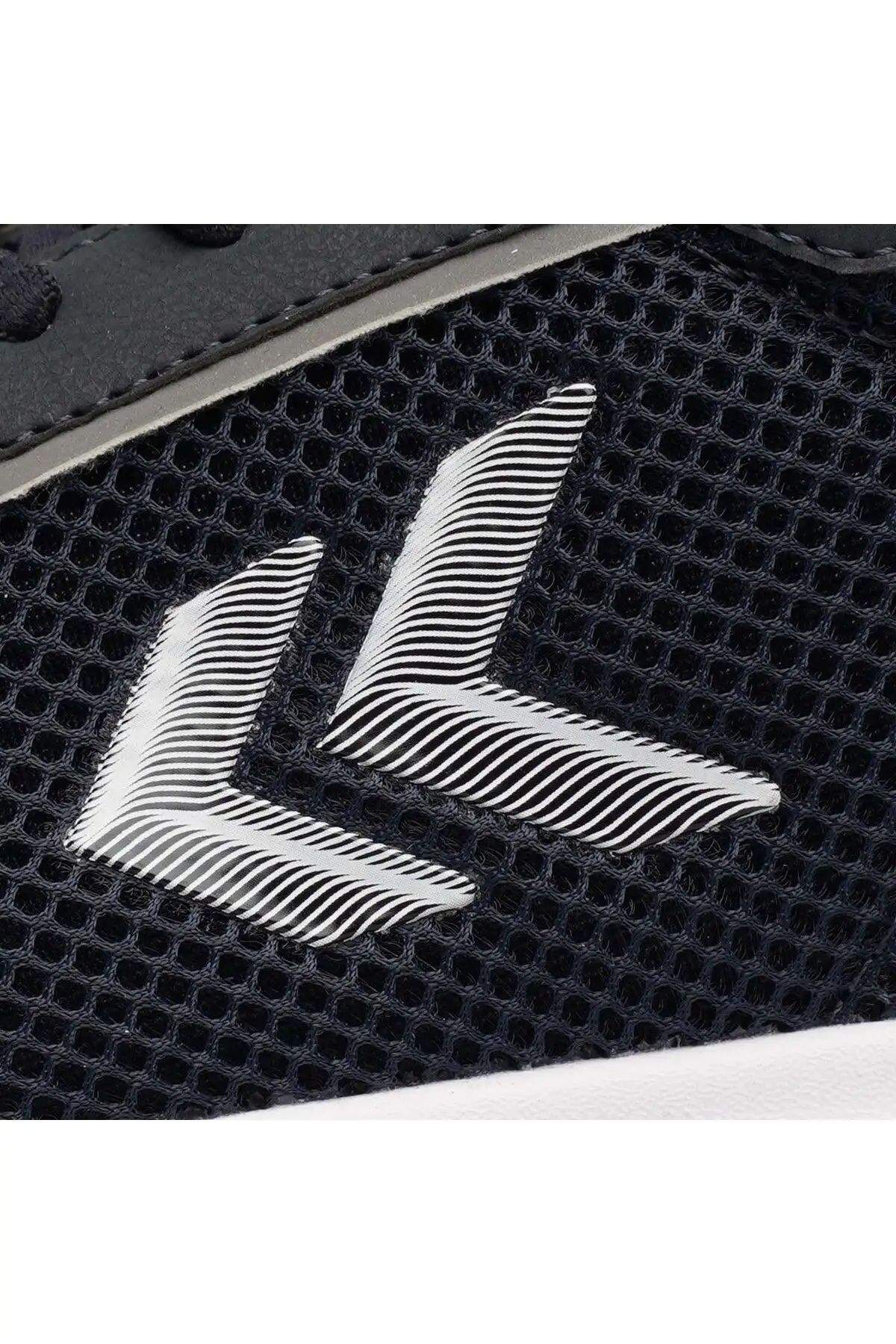 کفش ورزشی روزمره   مردانه و زنانه دریسی به رنگ سورمهای برند hummel - 7469 کفش ورزشی روزمره مردانه و زنانه دریسی به رنگ سورمهای برند hummel - 7469