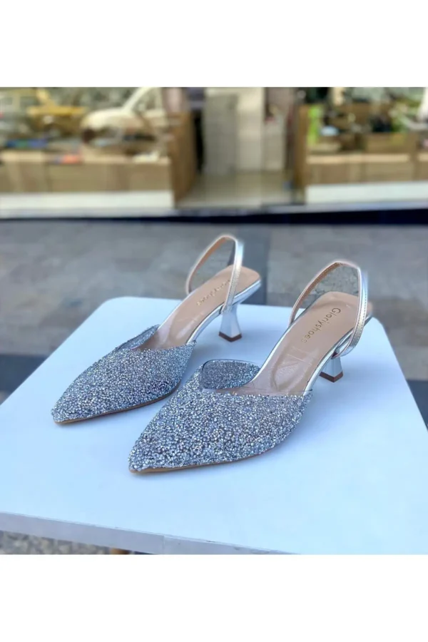 کفش پاشنه‌ بلند زنانه دار نقره‌ای با سنگ شیشه‌ای 6 سانتی‌متری 01210 - 7234