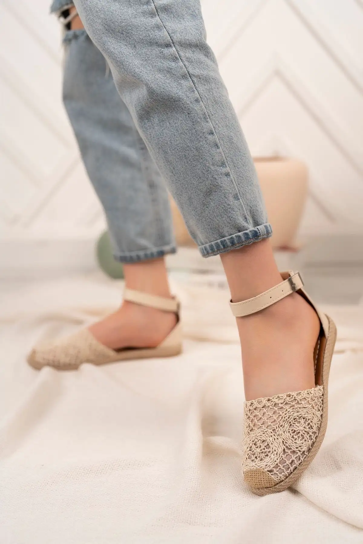 کفش صندل زنانه دانتل دار بیج مدل Bg1058-123-0001 - 7357