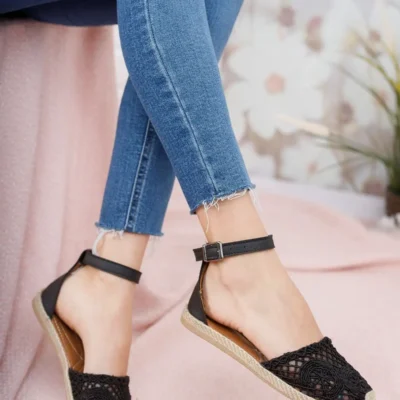 کفش صندل زنانه سندل با جزئیات گیپور سیاه Bg1058-123-0001 - 7369