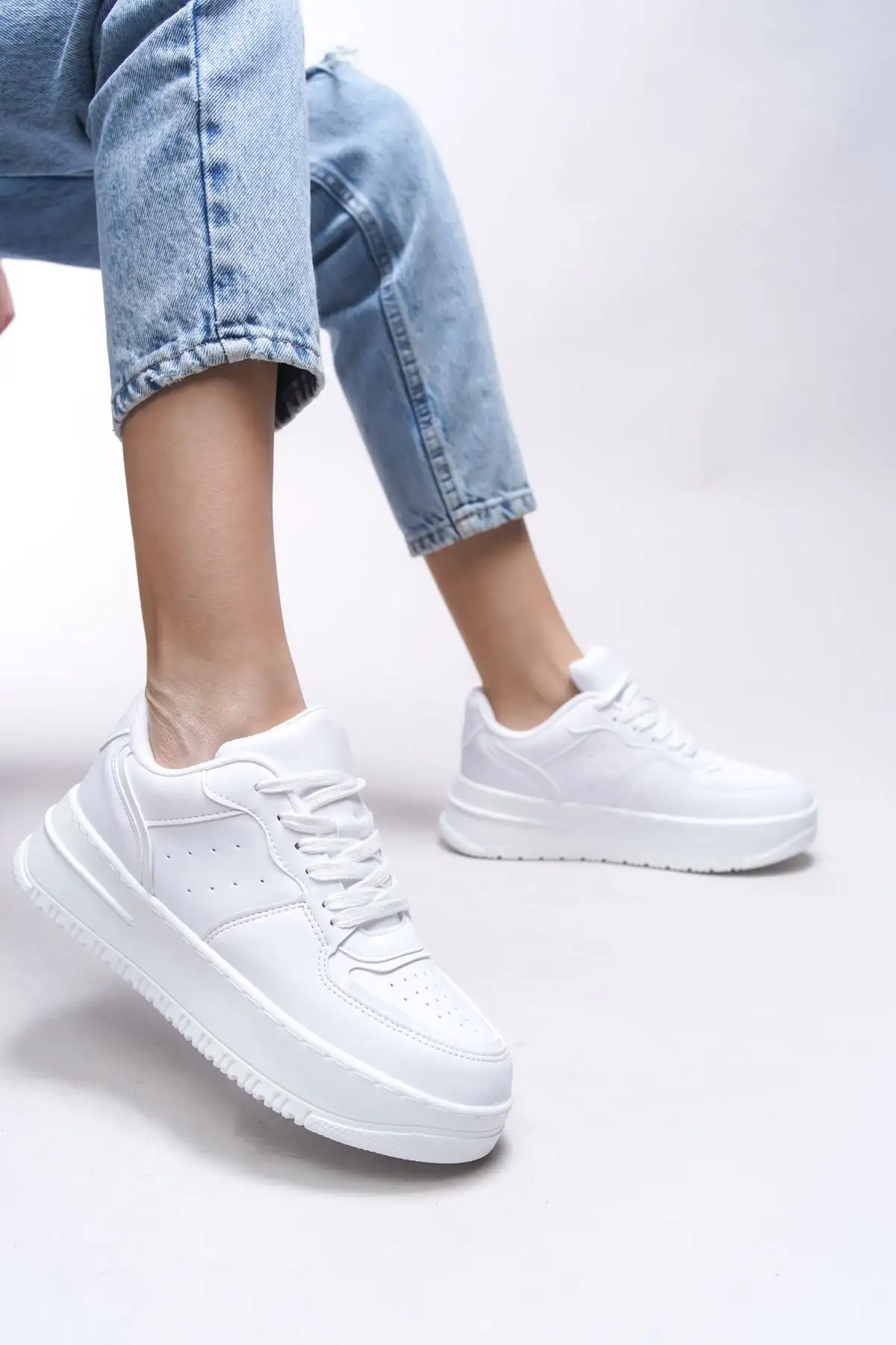 کفش ورزشی روزمره کتانی زنانه سفید 0012255 برند Riccon - 7485