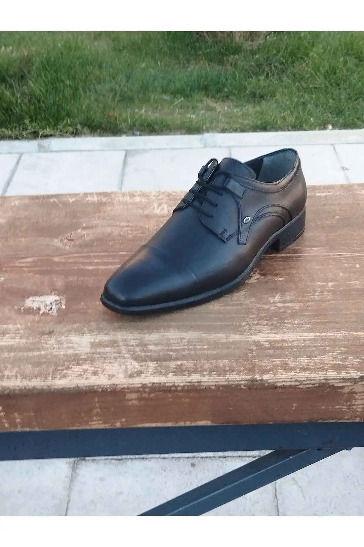 کفش رسمی مردانه   فصلی چرم طبیعی با زیره لاستیکی و بند دار برند LİCCAS - 7403 کفش رسمی مردانه فصلی چرم طبیعی با زیره لاستیکی و بند دار برند LİCCAS - 7403