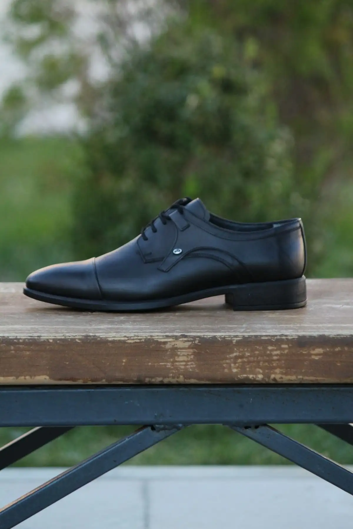 کفش رسمی مردانه   فصلی چرم طبیعی با زیره لاستیکی و بند دار برند LİCCAS - 7403 کفش رسمی مردانه فصلی چرم طبیعی با زیره لاستیکی و بند دار برند LİCCAS - 7403