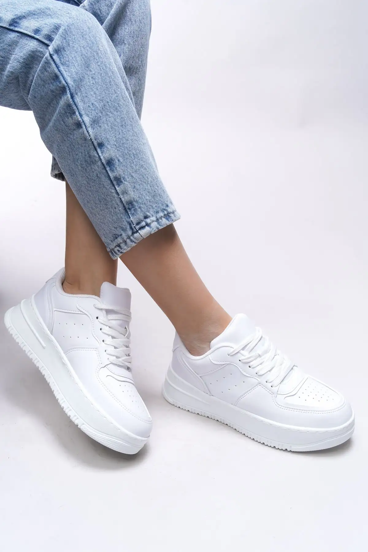 کفش ورزشی روزمره کتانی زنانه سفید 0012255 برند Riccon - 7485