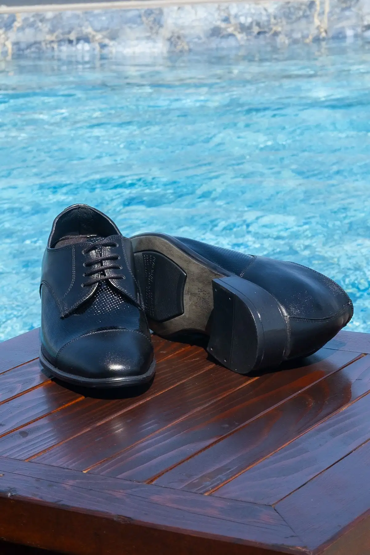 کفش رسمی مردانه  عروسی کلاسیک با پاشنه مخفی بلندر 7/9 سانتیمتر، از مجموعه خاص و دستساز. - 7338 کفش رسمی مردانه عروسی کلاسیک با پاشنه مخفی بلندر 7/9 سانتیمتر، از مجموعه خاص و دستساز. - 7338