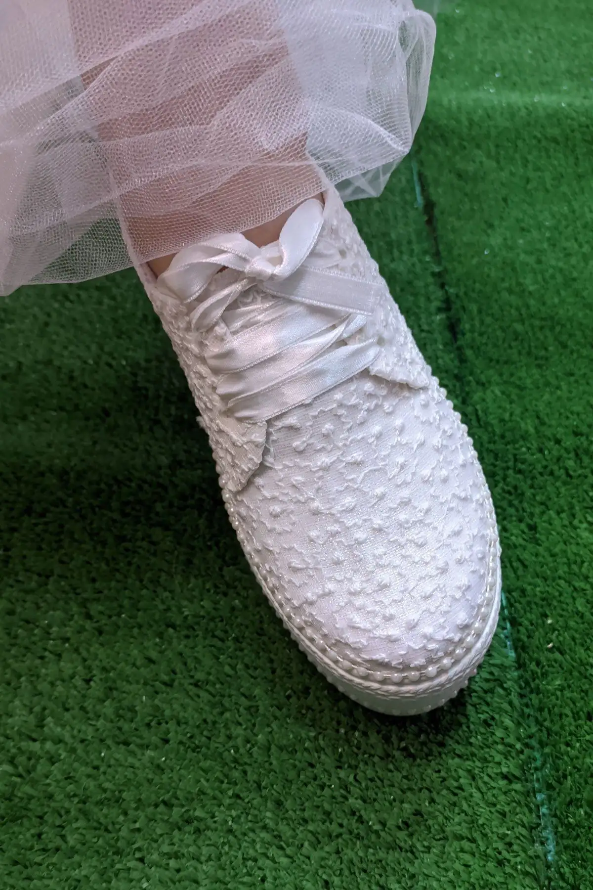 کفش پاشنه بلند زنانه  عروسی پاشنه  پر از مروارید سری 300 - 7214 کفش پاشنه بلند زنانه عروسی پاشنه پر از مروارید سری 300 - 7214