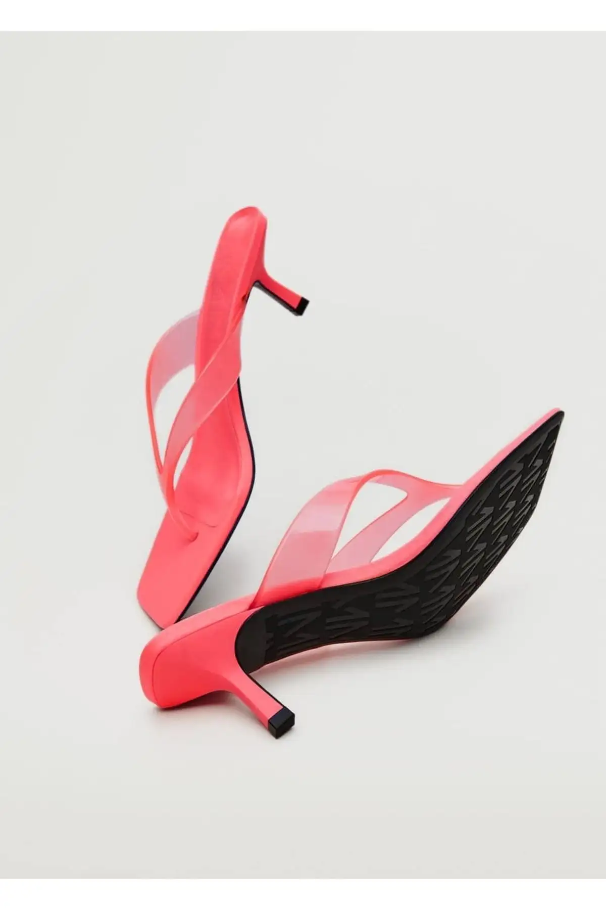 کفش صندل زنانه  وینیل پاشنه بلند برند MANGO - 7429 کفش صندل زنانه وینیل پاشنه بلند برند MANGO - 7429