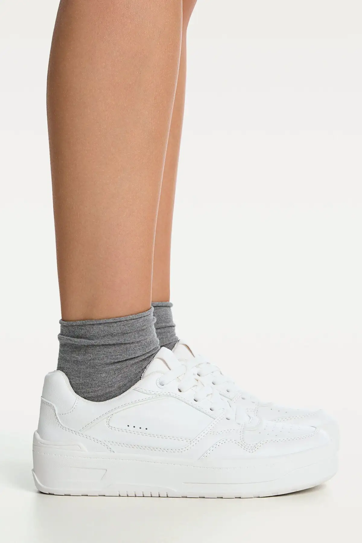 کفش ورزشی روزمره سفید برند Stradivarius - 7468