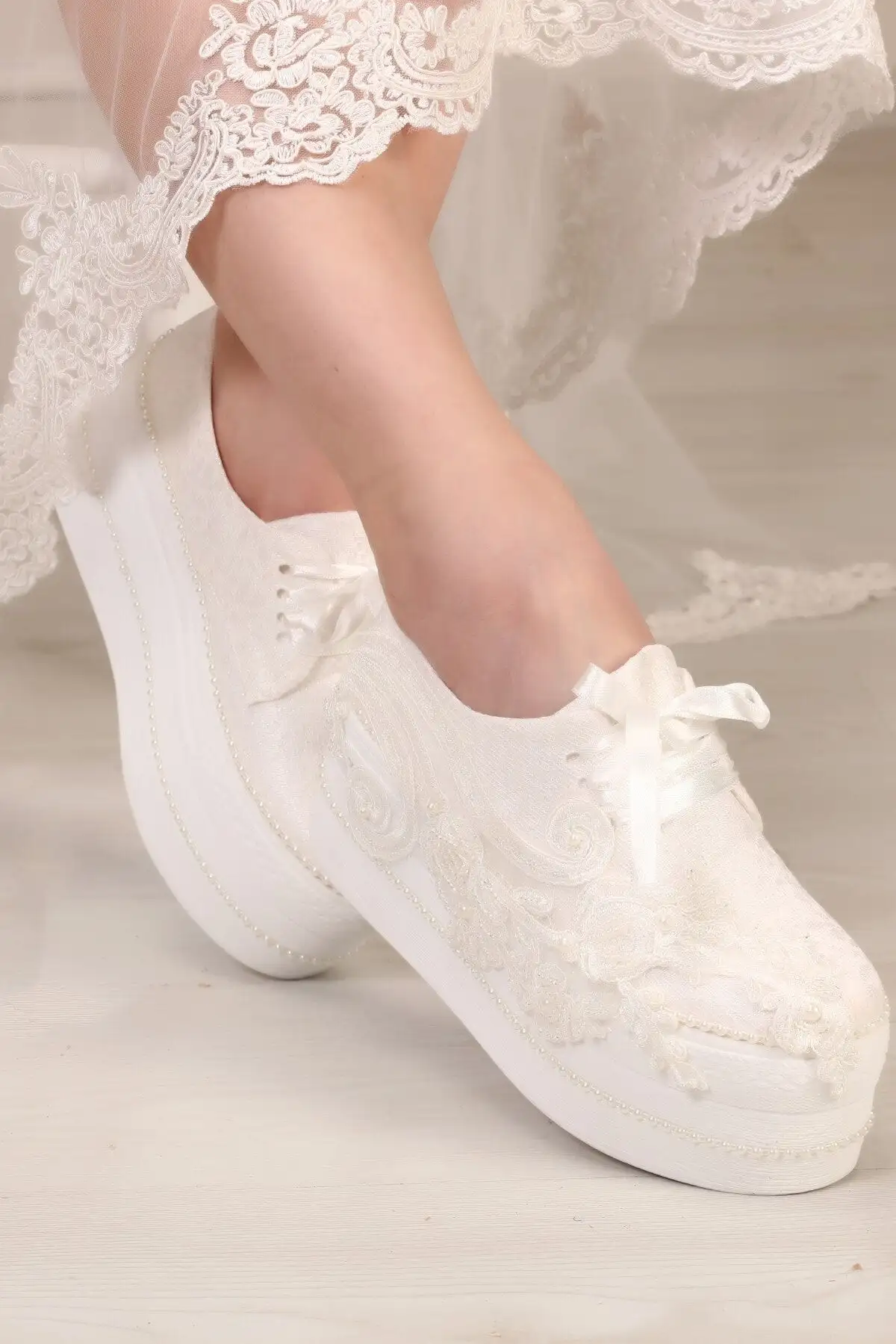 کفش پاشنه بلند زنانه  عروس با پاشنه بادی اسلم سودا - 7211 کفش پاشنه بلند زنانه عروس با پاشنه بادی اسلم سودا - 7211