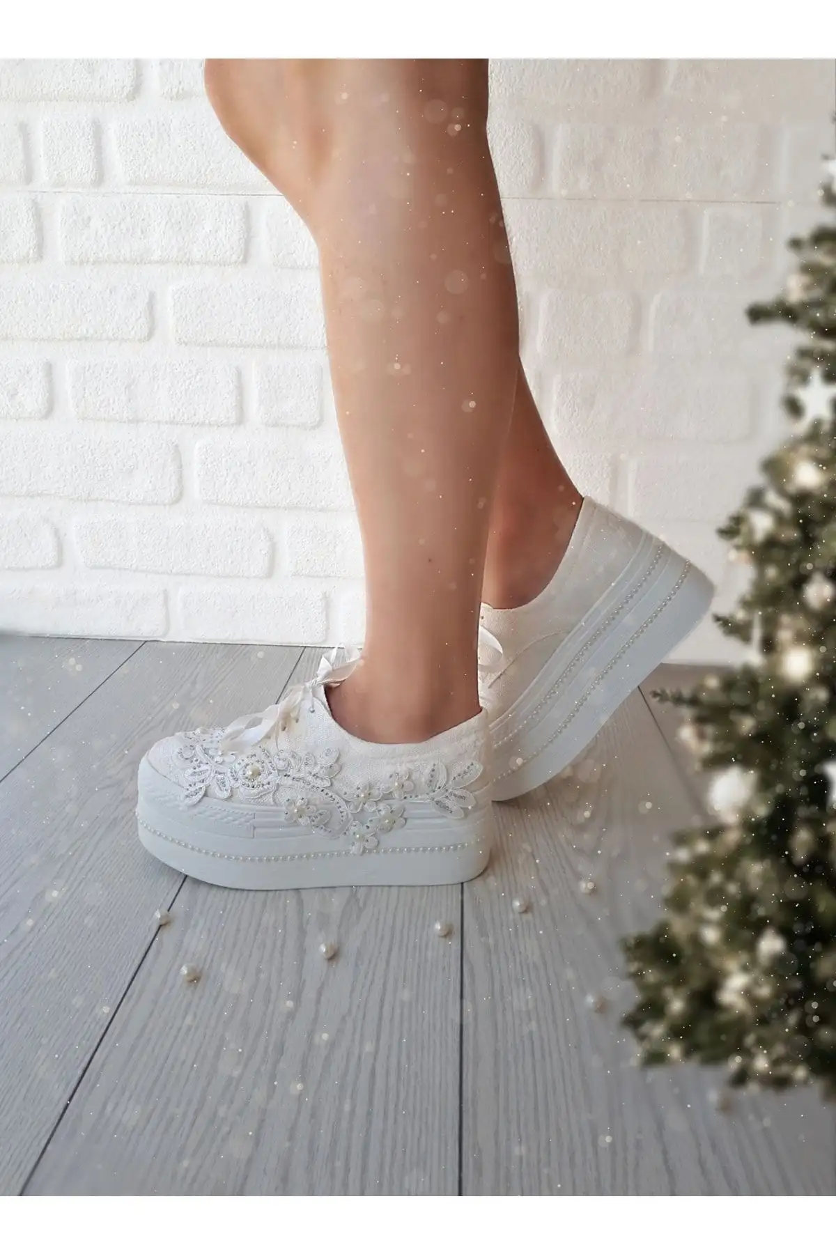 کفش تخت زنانه  عروس با پاشنه بلند و تزئینات 41207 - 7183 کفش تخت زنانه عروس با پاشنه بلند و تزئینات 41207 - 7183