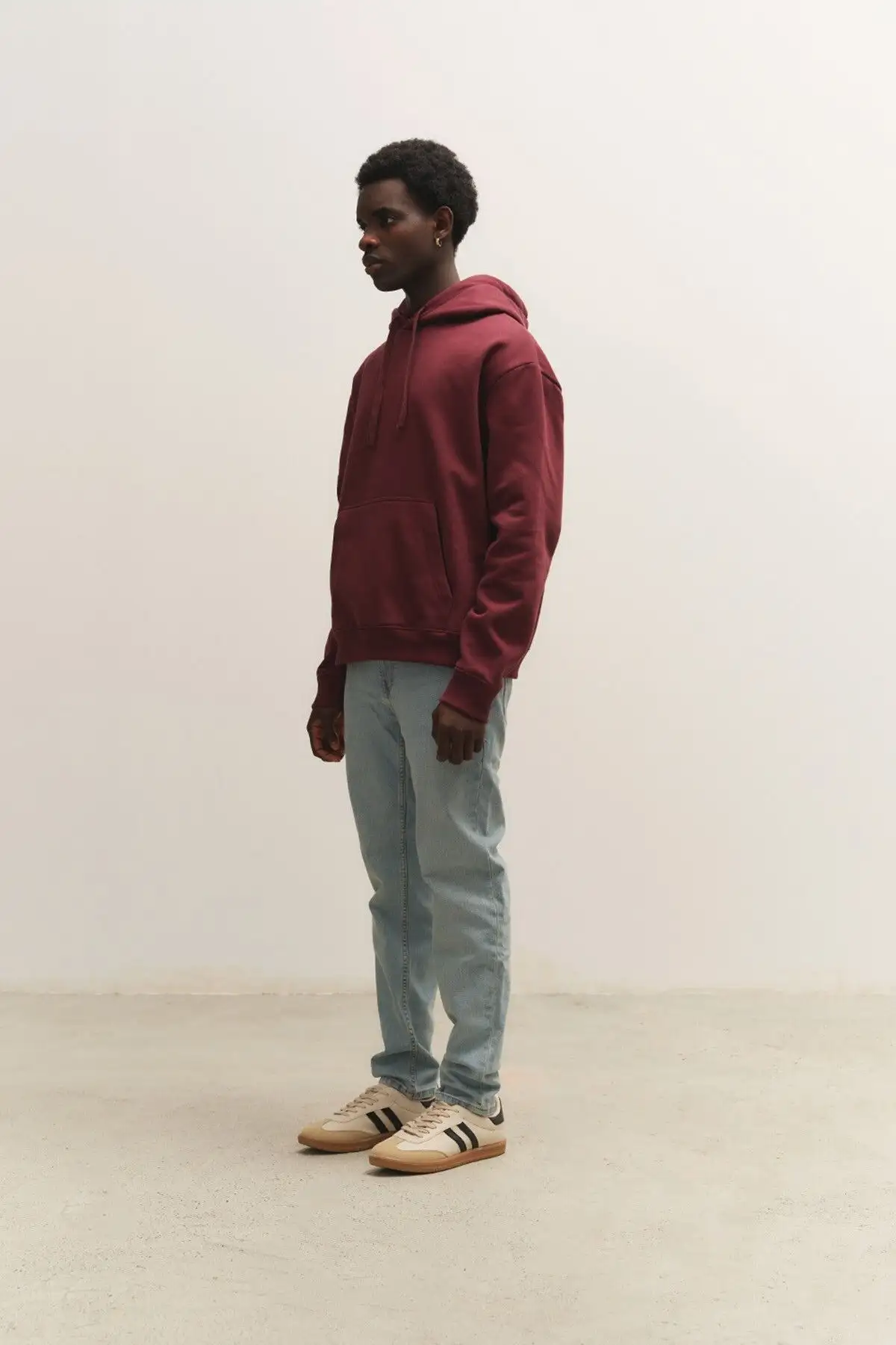 کفش ورزشی روزمره  اسپرت گوردون اورتوپدیک  با ضمانت و بنددار برای پیادهروی و دویدن برند Muggo - 7459 کفش ورزشی روزمره اسپرت گوردون اورتوپدیک با ضمانت و بنددار برای پیادهروی و دویدن برند Muggo - 7459