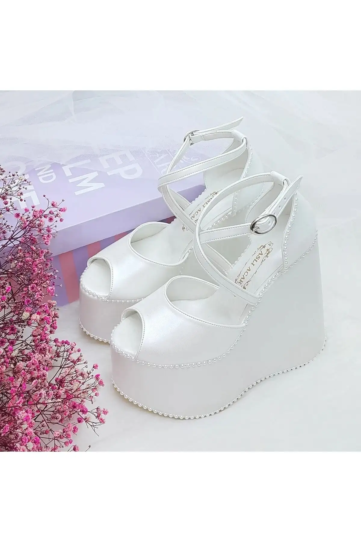 کفش پاشنه بلند زنانه  عروس بسیار راحت با پاشنه پمپاژ و پایه عریض و شیب ۱۵ سانتیمتر - Aslı Acar - 7194 کفش پاشنه بلند زنانه عروس بسیار راحت با پاشنه پمپاژ و پایه عریض و شیب ۱۵ سانتیمتر - Aslı Acar - 7194