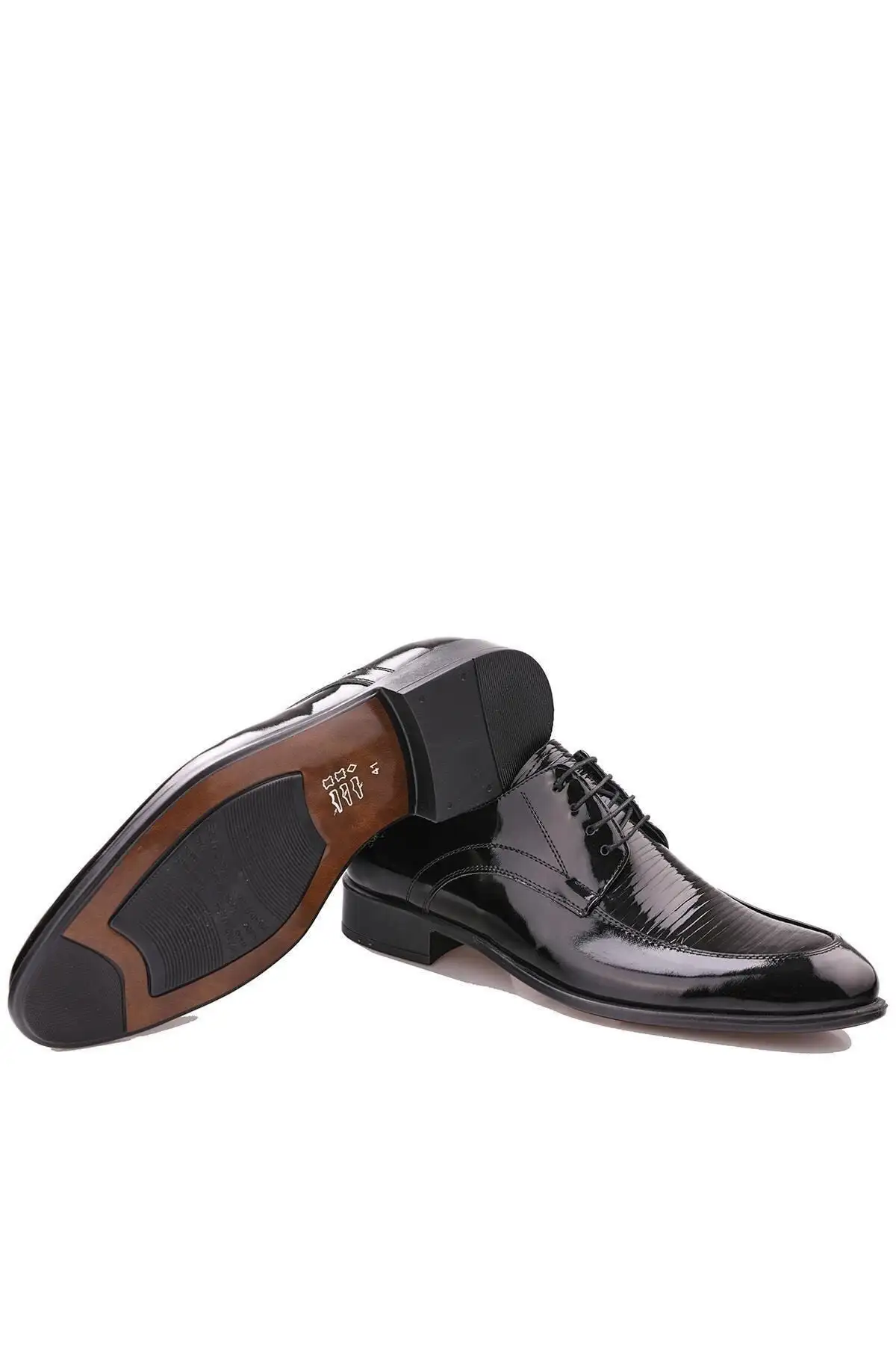 کفش رسمی مردانه  های کلاسیک  سیاه چرمی واقعی برند Calvano - 7399 کفش رسمی مردانه های کلاسیک سیاه چرمی واقعی برند Calvano - 7399