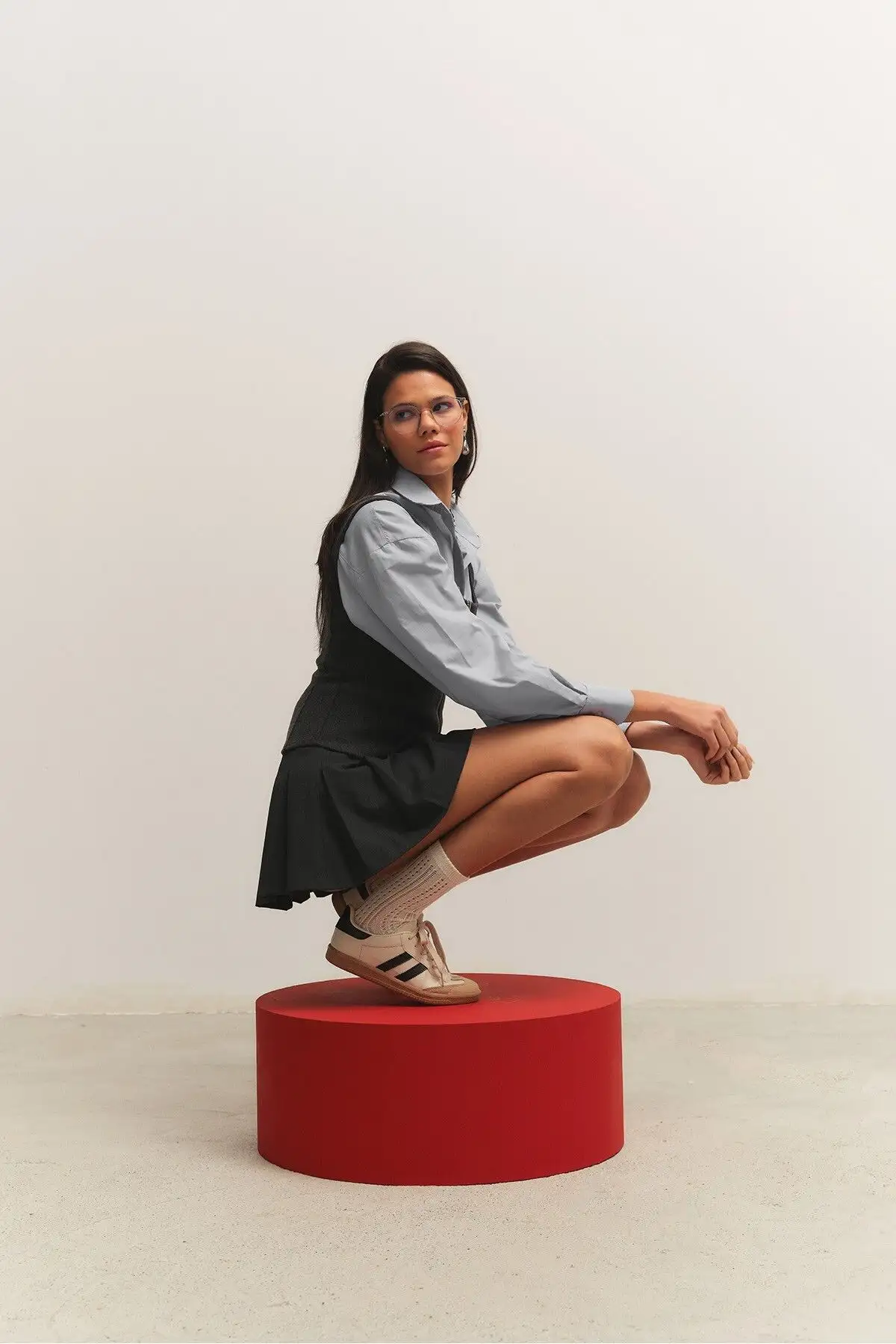 کفش ورزشی روزمره  اسپرت گوردون اورتوپدیک  با ضمانت و بنددار برای پیادهروی و دویدن برند Muggo - 7459 کفش ورزشی روزمره اسپرت گوردون اورتوپدیک با ضمانت و بنددار برای پیادهروی و دویدن برند Muggo - 7459